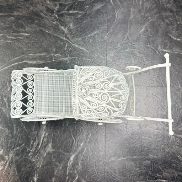White Metal Doll Carriage with Small Baby Doll - Picture 4 of 16